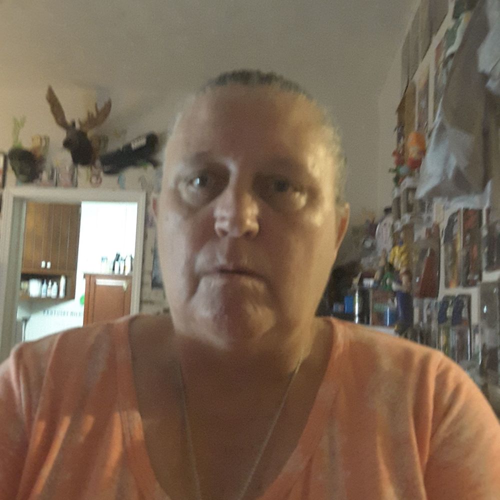 Meet your Posher, Debbie
